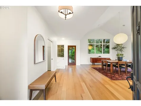 1430 SW Highland Road Portland OR 97221