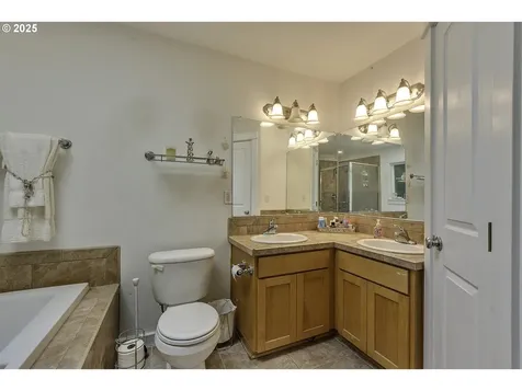 1175 NE Irene Court Hillsboro OR 97124