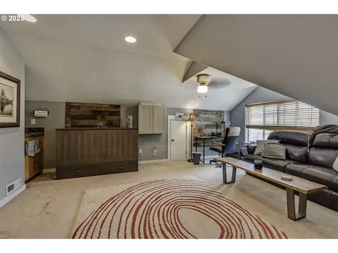 1175 NE Irene Court Hillsboro OR 97124