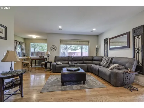 1175 NE Irene Court Hillsboro OR 97124