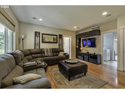 1175 NE Irene Court Hillsboro OR 97124