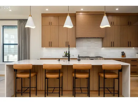 480 W U Street Washougal WA 98671