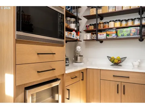 480 W U Street Washougal WA 98671