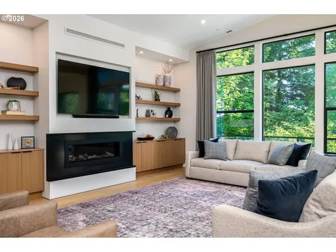 480 W U Street Washougal WA 98671