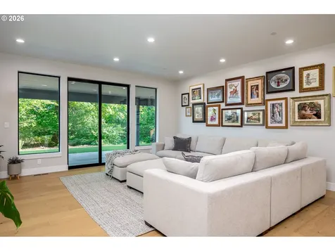 480 W U Street Washougal WA 98671