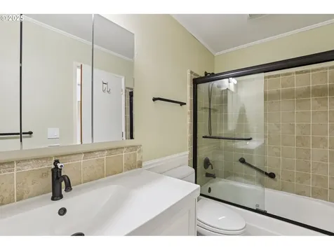 933 Olson Road Longview WA 98632