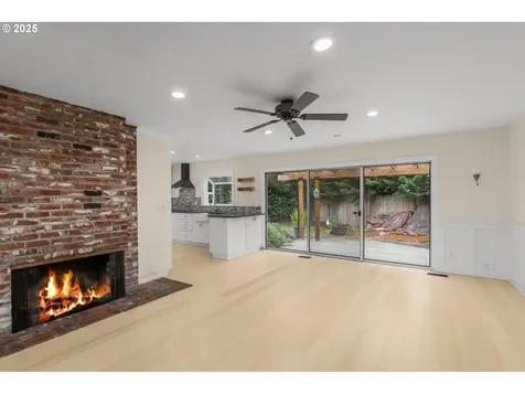 2360 NW 154th Place Beaverton OR 97006
