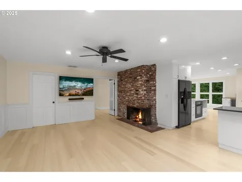 2360 NW 154th Place Beaverton OR 97006