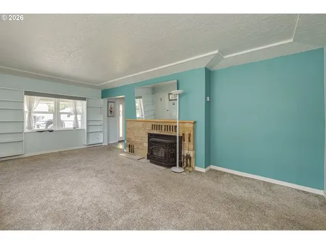 9009 N Bristol Avenue Portland OR 97203