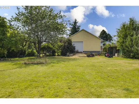 9009 N Bristol Avenue Portland OR 97203