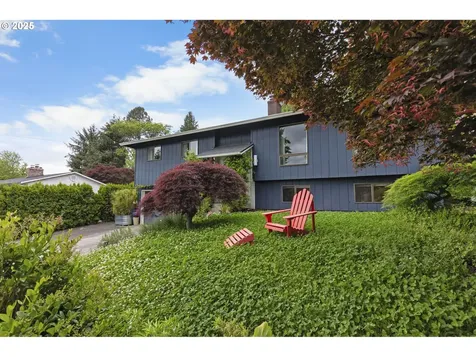 1917 SW Marigold Street Portland OR 97219