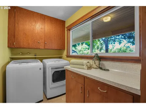 2750 Maywood Drive Forest Grove OR 97116