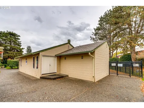 553 N Hayden Bay Drive Portland OR 97217