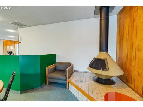 553 N Hayden Bay Drive Portland OR 97217