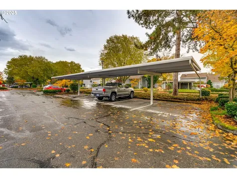 553 N Hayden Bay Drive Portland OR 97217