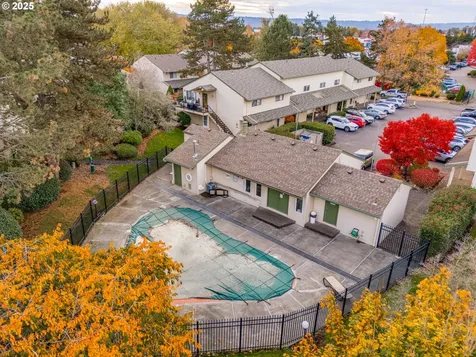 553 N Hayden Bay Drive Portland OR 97217