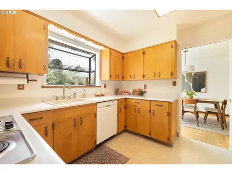 918 NE 152nd Avenue Portland OR 97230