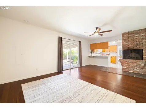 918 NE 152nd Avenue Portland OR 97230