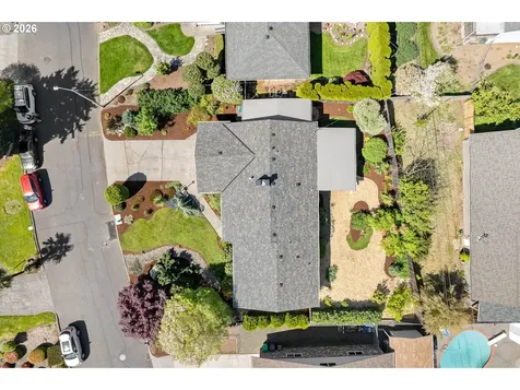918 NE 152nd Avenue Portland OR 97230