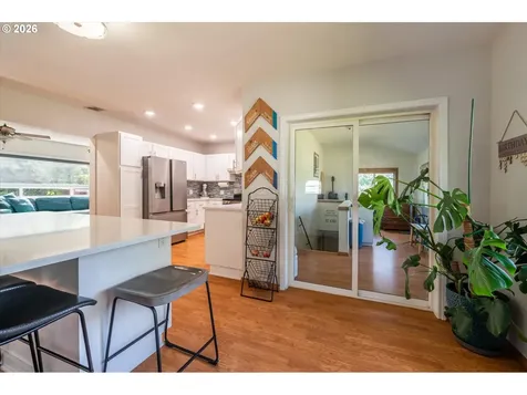1575 N Henry Street Coquille OR 97423