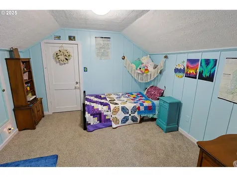 1575 N Henry Street Coquille OR 97423