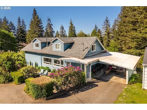1575 N Henry Street Coquille OR 97423