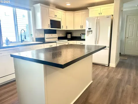 11528 NE 32nd Street Vancouver WA 98682
