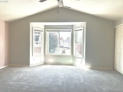 11528 NE 32nd Street Vancouver WA 98682