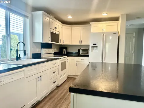 11528 NE 32nd Street Vancouver WA 98682