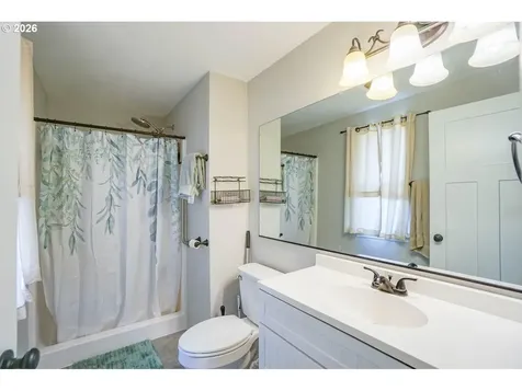 4605 NE 161st Avenue Vancouver WA 98682