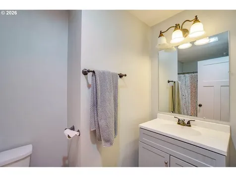 4605 NE 161st Avenue Vancouver WA 98682