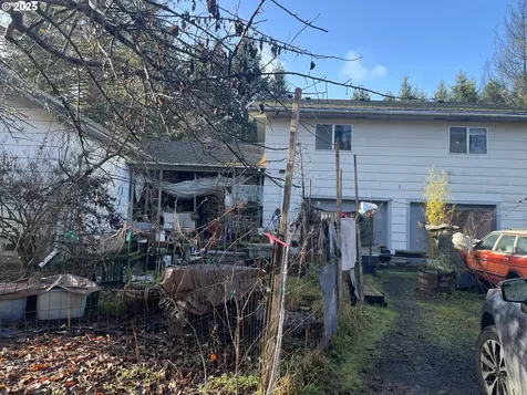 52625 NW Scofield Road Buxton OR 97109