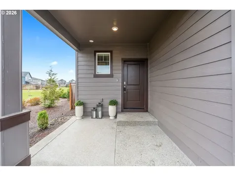 2390 Halter Drive Woodburn OR 97071