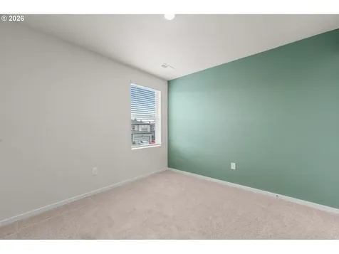 2390 Halter Drive Woodburn OR 97071