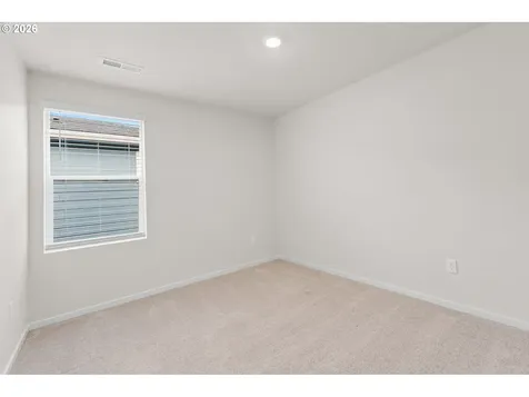 2390 Halter Drive Woodburn OR 97071