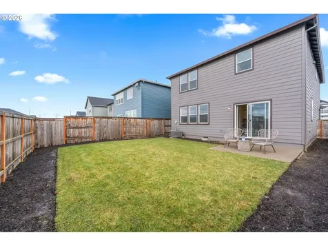 2390 Halter Drive Woodburn OR 97071
