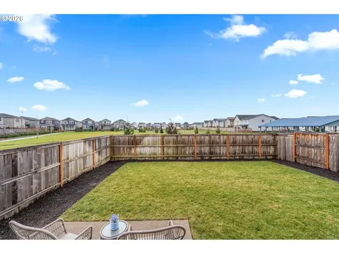 2390 Halter Drive Woodburn OR 97071