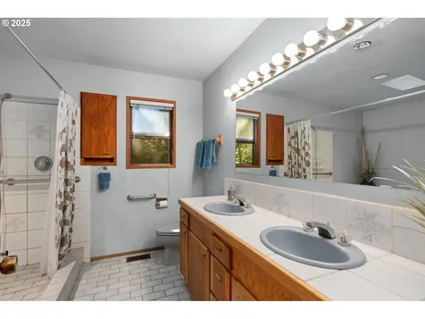 3990 SW Borland Road Tualatin OR 97062