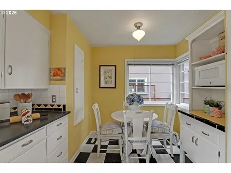 2845 NE Dunckley Street Portland OR 97212
