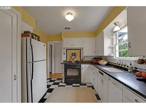 2845 NE Dunckley Street Portland OR 97212