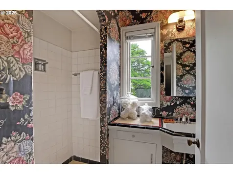 2845 NE Dunckley Street Portland OR 97212