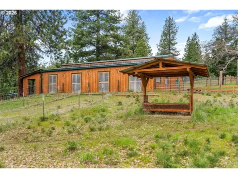 163 Goldenpine Goldendale WA 98620
