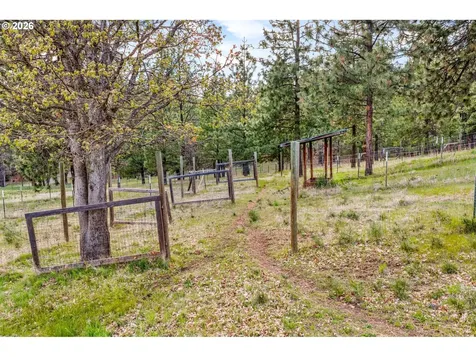 163 Goldenpine Goldendale WA 98620