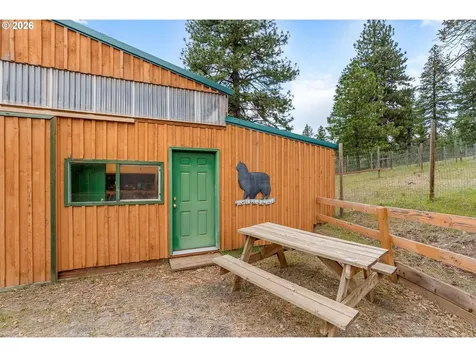 163 Goldenpine Goldendale WA 98620