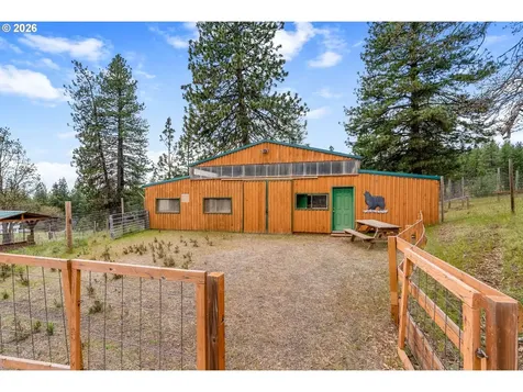 163 Goldenpine Goldendale WA 98620