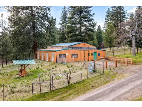 163 Goldenpine Goldendale WA 98620