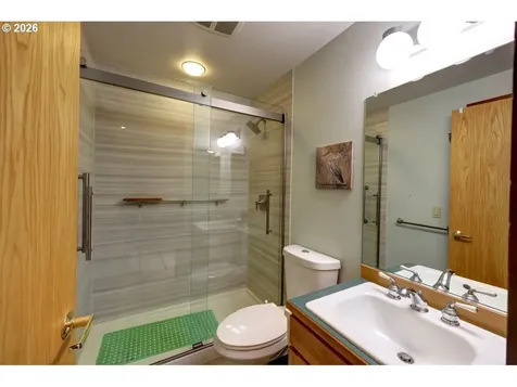 615 N Larch Street Cannon Beach OR 97110