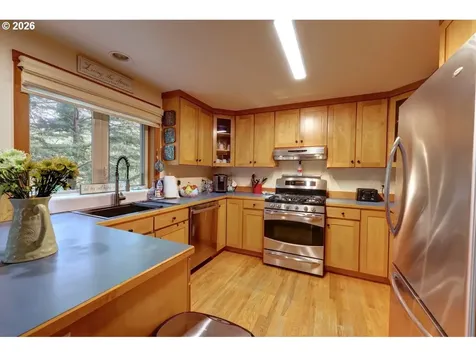 615 N Larch Street Cannon Beach OR 97110