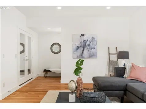 3791 NE Roselawn Street Portland OR 97211