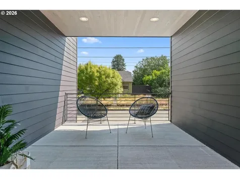 3791 NE Roselawn Street Portland OR 97211